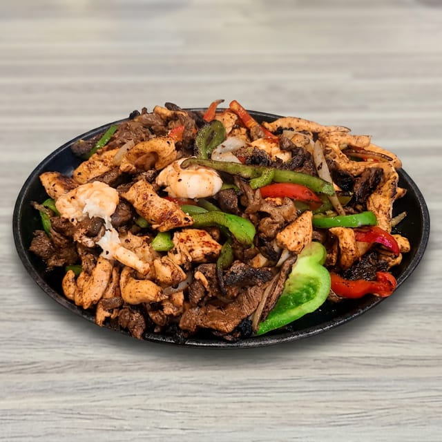 # Fajitas De Asada Y Pollo.